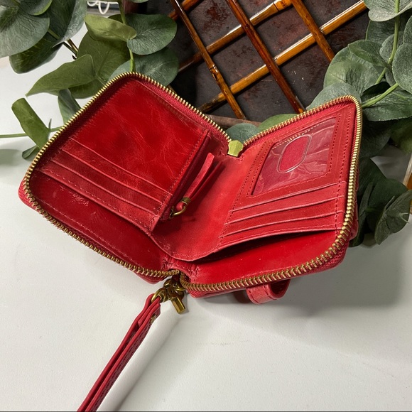 Elliott Lucca Wallet Red woven Leather Wristlet Credit Card holder - Picture 4 of 6